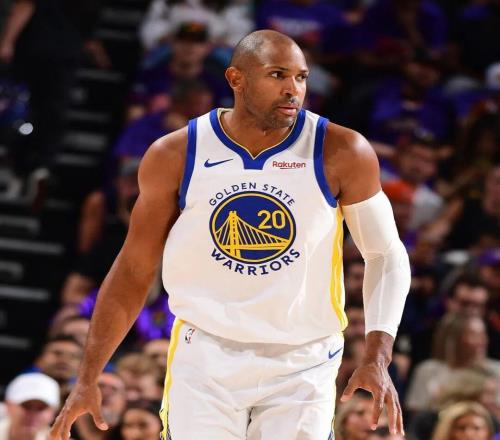 2年1400万！40岁老将，在勇士养老了！