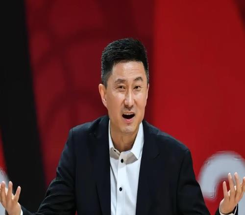 什么情况广东与杜锋的续约仍未进展，身兼数职还是太忙了！