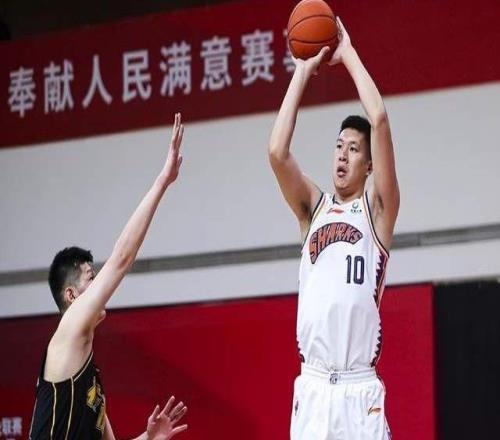上海男篮离队第一人33岁老将合同到期，或重返老东家