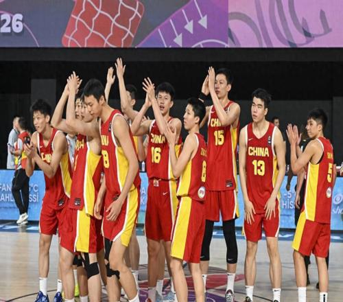 2米03！2米11！男篮16岁前锋模版小瓦格纳，未来或有望冲击NBA