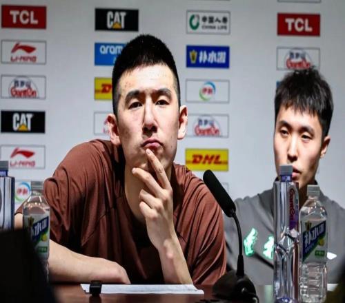 辽宁男篮动态速递！赵继伟返回沈阳备战，付豪向球队提出离队申请，张陈治锋特训结束即将归队