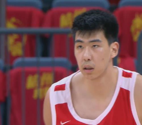不打了！拒绝马刺邀约！徐昕退出NBA夏季联赛