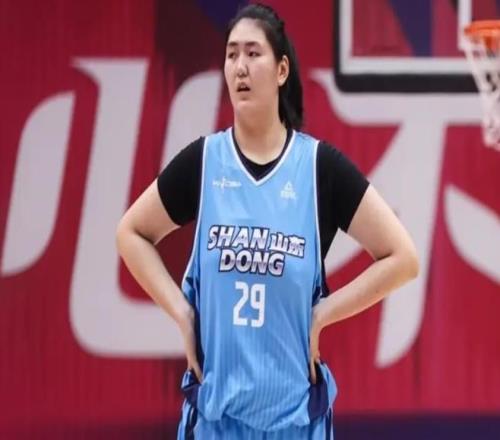 35分惨败丢冠！女篮争冠大热被打成筛子：她们没有张子宇还真不行