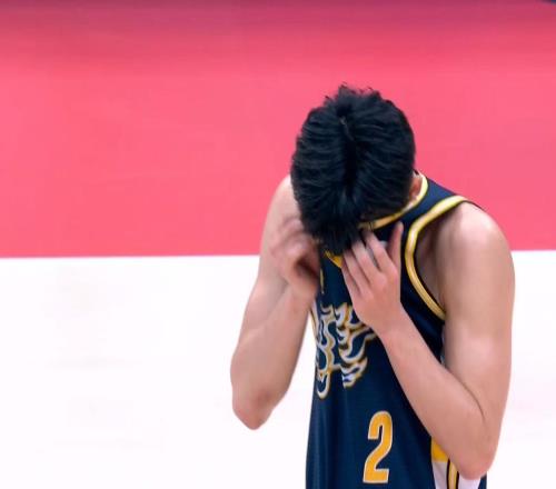 确认不打了！CBA最强主教练正式卸任，或加盟广东队取代杜锋