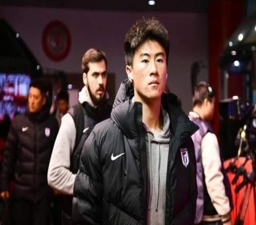 崔麒加盟玉昆，大连英博甩掉高薪包袱李昂回避战三镇拒3连败