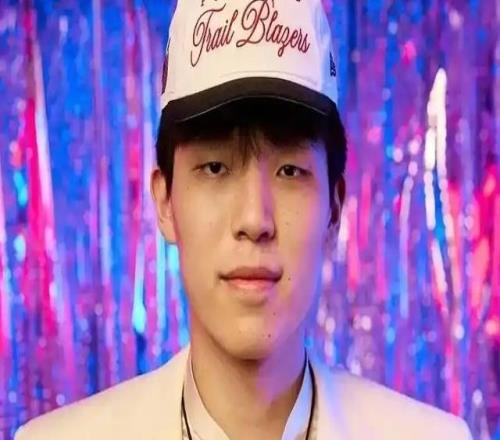 数据不会说谎：杨瀚森获评近15年最差新秀，实至名归