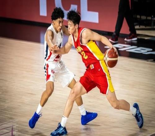 “丁神门徒”！吕飞燕首发4场投篮合计23中3三分11中1命中率仅9%