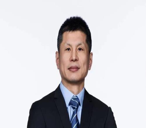 鞠维松重返一线队，李敬宇执掌青年军山东高速男篮教练组调整的"老带新"密码