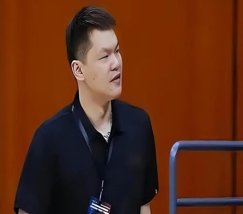 CBA三连炸！徐昕赴美追梦，李春江再就业，山东掷重金挖广东新星