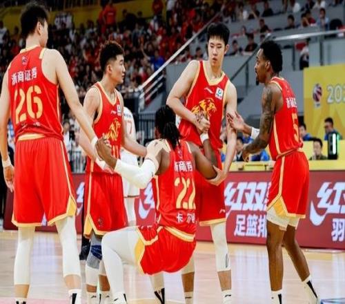 夺冠仅过去一年就要摆烂！CBA最大球员超市开张，多名国手被哄抢