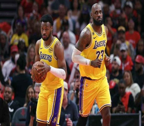ESPN记者：湖人队内部人士暗示詹姆斯父子可能一起转投新球队