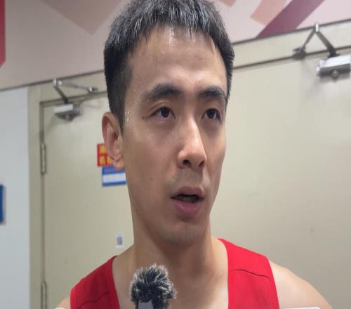 赵继伟：这不是我而是中国队的主场，对日本队印象不太好说