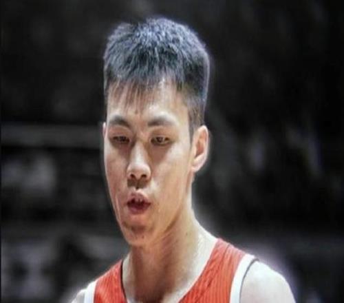 厉害！从野球场打到国家队，CBA状元郎仅用一年，直接挤掉2大国手