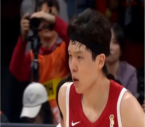 耻辱夜！19分惨败日本，中国男篮背靠悬崖：72小时后，面临生死战