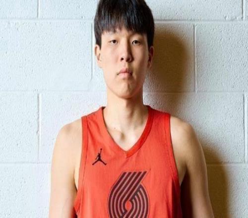 中国男篮7392负日本陷生死边缘青春军团亟需破茧成蝶