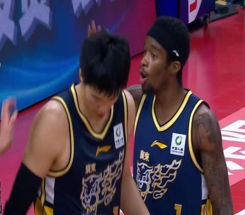 终于来了！广东队撤下杜锋主帅位置，新主教练正式曝光！