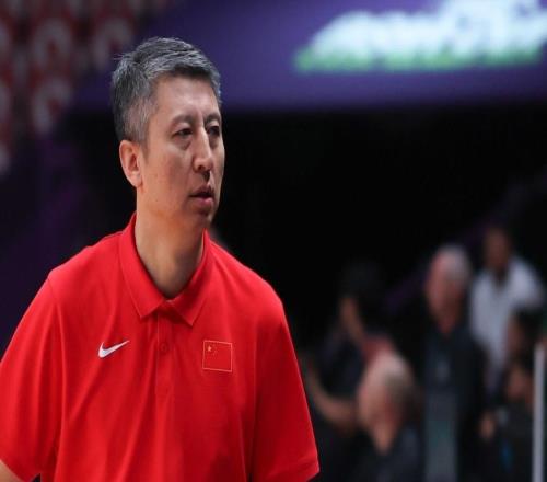 虐中国台北各界说啥郭士强不下课，苏群直指困难，杨瀚森被点名