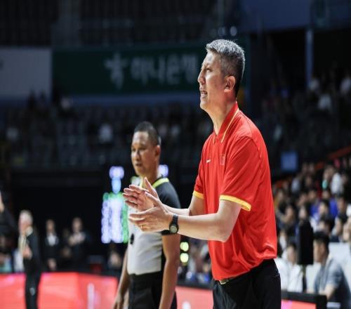 中国男篮92比74中国台北，晋级世预赛第二阶段