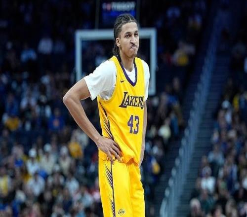 NBA夏联：湖人双加时补篮绝杀热火卡尔26+8沃特森制胜球