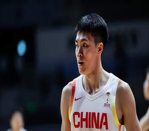 男篮绝境翻盘新双子星出炉！一老一新合砍28分郭士强这下安心了