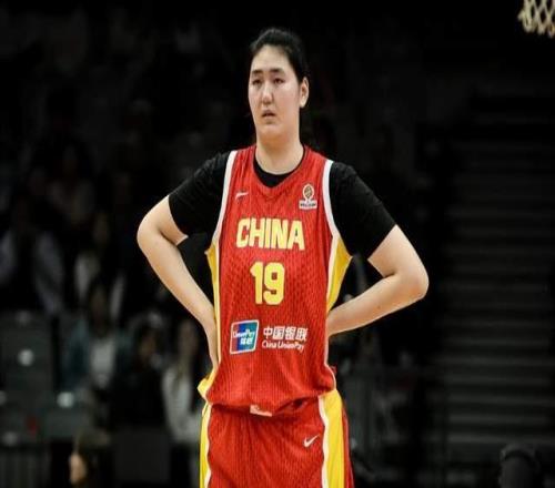 44+14！山东姐妹花，效率顶呱呱，扛着女篮追分，宫鲁鸣没看错人