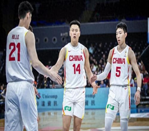 随着韩国逆转日本，世预赛最新积分榜：中国男篮第3晋级省队垫底