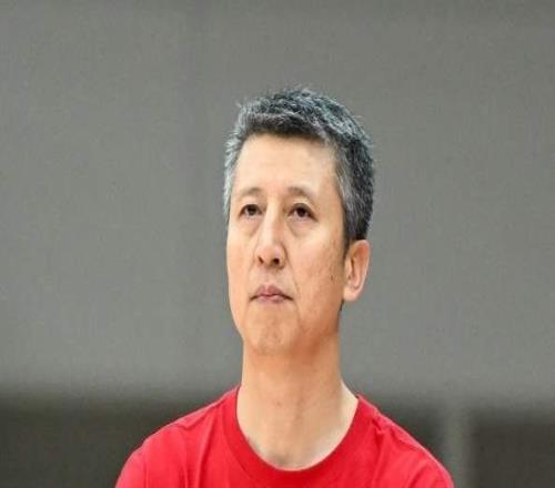 男篮第2阶段赛程凶险，要从第5冲进前3，赵继伟表态，付政浩支招