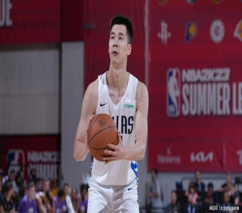 身高2米01！能持球能突破！能打NBA夏季联赛却进不了男篮国家队