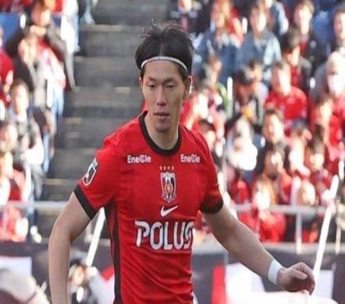 日媒：26岁日本边卫荻原拓也将租借加盟比甲奥哈瓦里