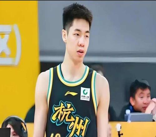 广厦队超市开张，广东队可能得到朱俊龙CBA状元加盟香港金牛队