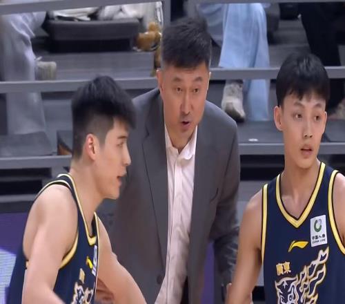 杜锋下课后！广东队作出重大决定，朱芳雨送走三大锋线