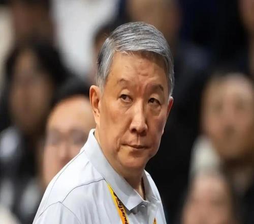 女篮8284澳大利亚2喜2忧！孙宇惊喜，后场实力糟，宫鲁鸣灾难性