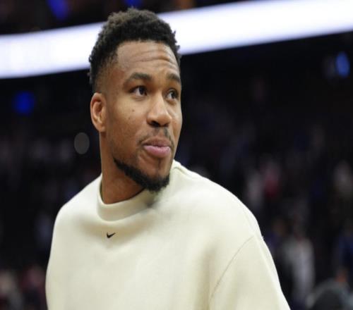 退役后计划干什么字母哥：成为一名全职奶爸或者当NBA教练