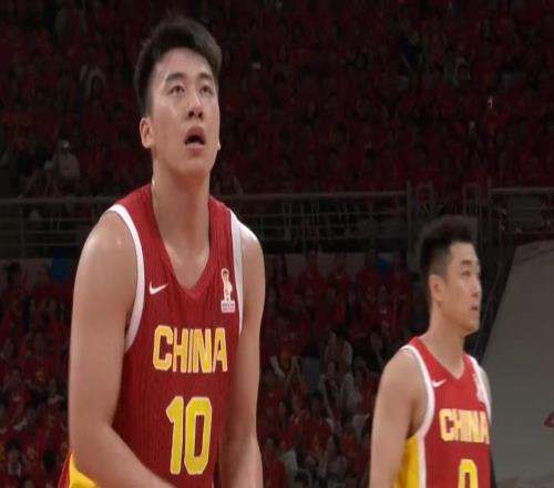 男篮4人离队！王俊杰赵维伦退出，徐昕加盟NBA球队，杨瀚森不打了