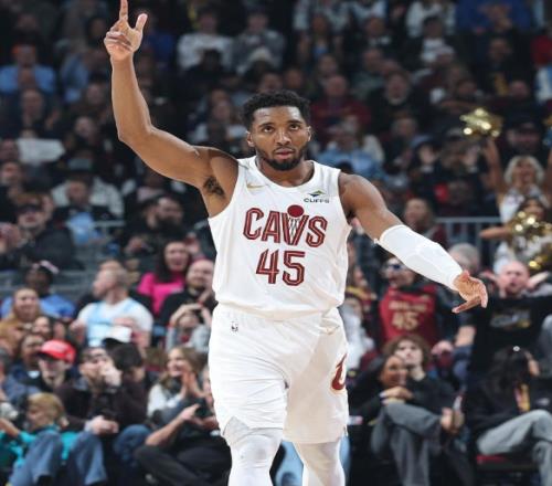 骑士成了冤大头美记：NBA匿名经理直言米切尔合同严重溢价