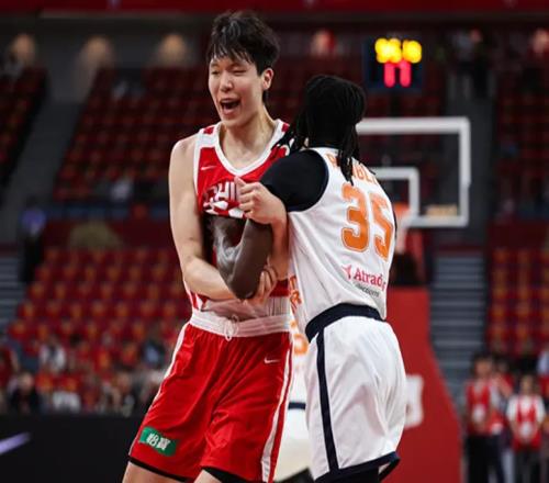 用不好也继续召！杨瀚森仍在集训名单，郭士强此举或断送其NBA生涯
