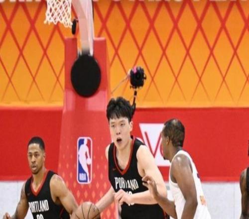 杨瀚森谈防守进步：希望为球队多做贡献