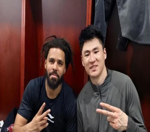 同曦疯狂拆迁！继2主力离开后，邬挺嘉加盟贵州，只留郭昊文