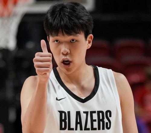 28中1！三分球14中0！杨瀚森同届22号秀持续低迷