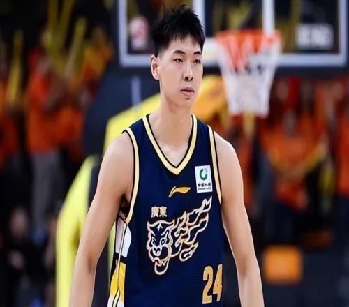 宏远速递！崔永熙公布重要决定，徐昕向男篮请假，徐杰正式归队
