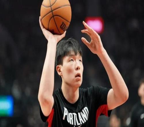 郭士强多看看夏联！杨瀚森组织与进攻齐爆，世预赛的表现太假了！