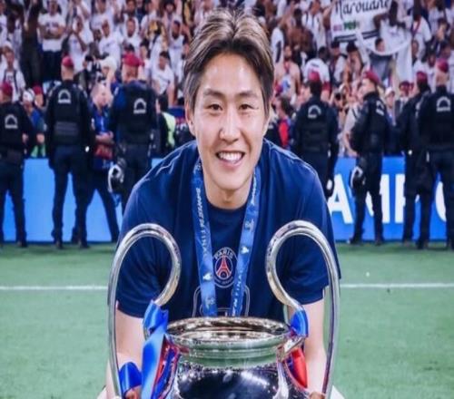 外媒：李刚仁预计本周末飞往马德里，完成马竞体检并签署合同