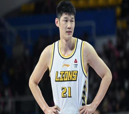 媒体人：山西和上海都有意胡金秋，并已向广厦提出报价