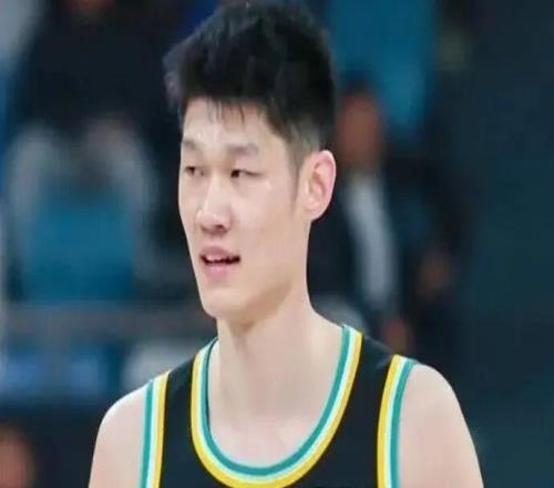 辽宁男篮交易王岚钦遭遇变故，朱俊龙顶薪续约广厦，林秉圣离开CBA，广东小将王洪泽赴美参加NBA学院赛