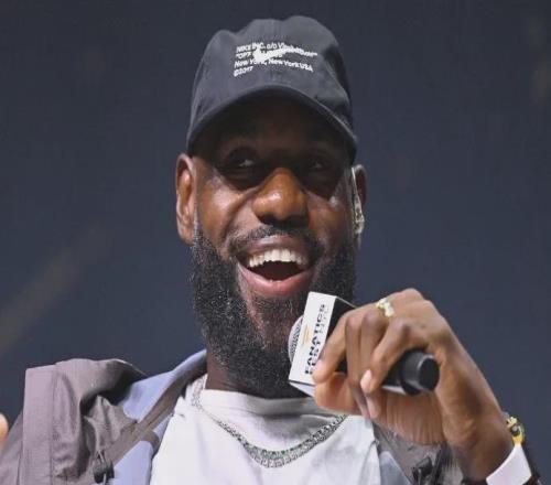 历史罕见！NBA总裁催着詹姆斯做决定