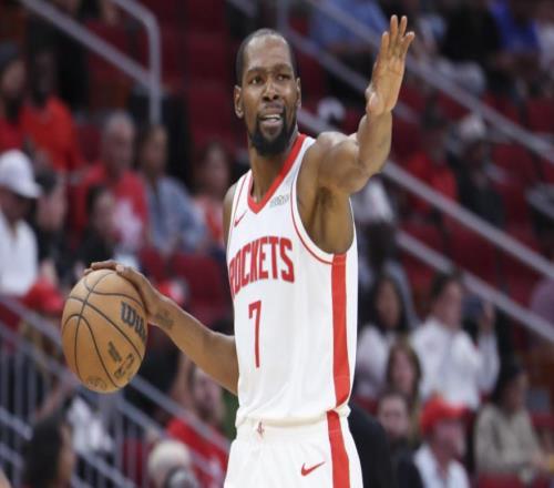 生涯拿4次得分王有多难NBA历史仅5人达成，现役仅1棵独苗