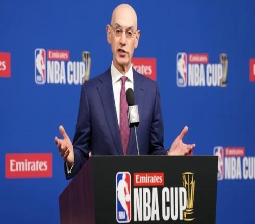 肖华怒了，詹姆斯新东家犹抱琵琶半遮面，是巨星特权也是商业真相