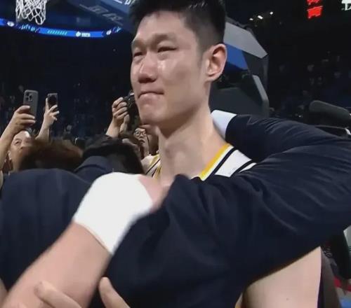 来了来了！正式报价胡金秋！彻底点燃CBA交易市场
