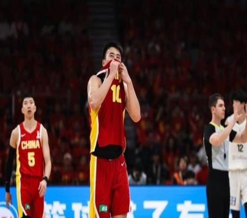 状元签价值大增曝男篮国手超龄未加盟CBA球队未来只能走选秀
