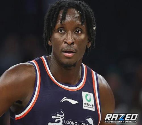 哭了！引发字母哥关注！NBA两届全明星后卫